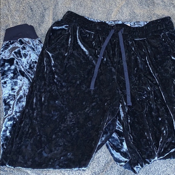 Velvet Joggers - Picture 7 of 7